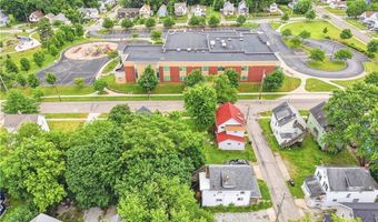 285 Sumner Ct, Akron, OH 44311