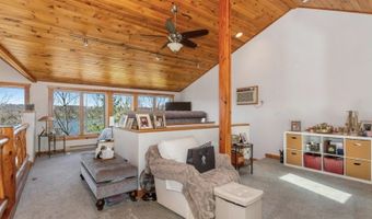 1046 Lakeside Dr E, Alloway, NJ 07422