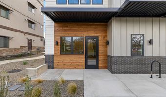 138 Clear Creek Dr, Ashland, OR 97520