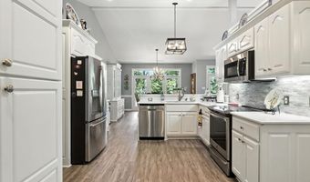 10 Devaca Cir, Hot Springs Village, AR 71909