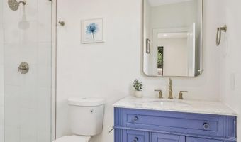 6570 FALLWIND Ln, Bethesda, MD 20817