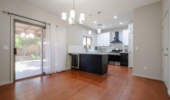 6276 S Nash Way, Chandler, AZ 85249