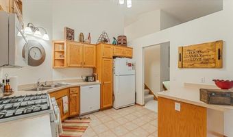 2682 Cutters Grove Cir, Anoka, MN 55303