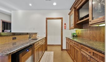 1427 E Timber Falls Ct, Andover, KS 67002