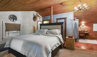 70 Donna Ct, Bedford, IN 47421