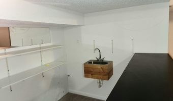 1660 Pond Shore Dr, Ann Arbor, MI 48108