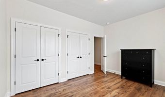 906 Haybeck Ln, Apex, NC 27523