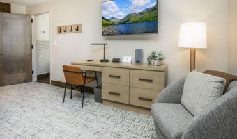 126 Riverfront Ln 307, Avon, CO 81620