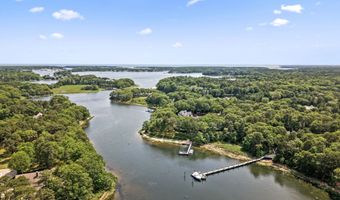 476 Baxter Neck Rd, Barnstable, MA 02630