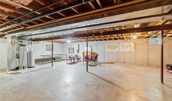 1720 N 150th St, Basehor, KS 66007
