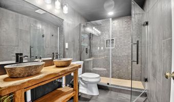 3725 KRYSIA Ct, Annandale, VA 22003