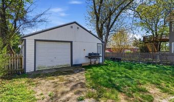 25 Hoppin Ave, East Providence, RI 02915