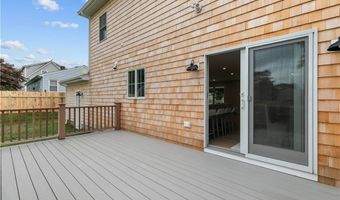24 Perry Ave, Middletown, RI 02842