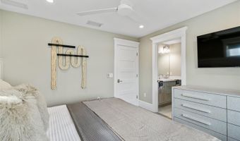 881 N SHORE Dr, Anna Maria, FL 34216