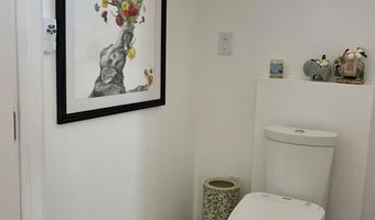 215 Aahi Pl, Kaunakakai, HI 96748