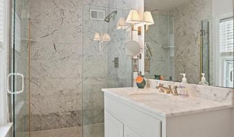 5320 ALBEMARLE St, Bethesda, MD 20816