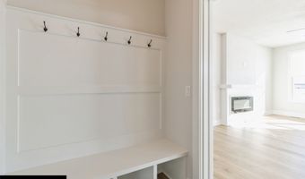 4411 NE 8th St, Ankeny, IA 50021