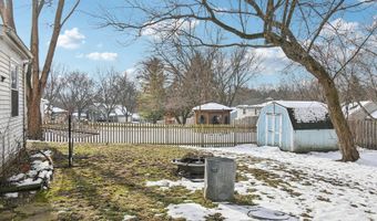 1420 Greenridge Ave, Algonquin, IL 60102