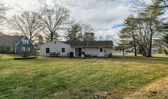 3 Waverly Pl, Aberdeen, NJ 07747