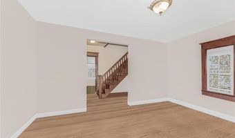 17 Leighton Ave, Yonkers, NY 10705