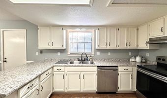 38261 Holly Hills Dr, Bay Minette, AL 36507