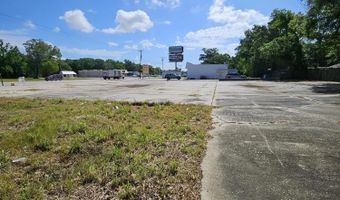 308 W Summers Dr, Abbeville, LA 70510