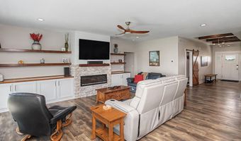 50181 Prairie Point Ct, Ames, IA 50014