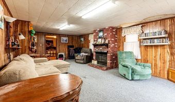 214 S Elm St, Albion, IN 46701