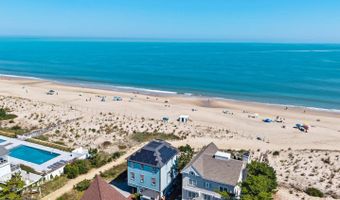 2 CHICAGO St, Dewey Beach, DE 19971