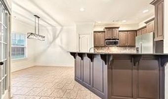 5002 SW Golden Eagle Ave, Bentonville, AR 72713