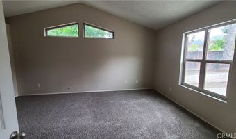 4921 Lake Park Ct, Fallbrook, CA 92028