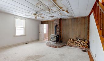 139 Fletcher Rd, Auburn, ME 04210