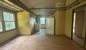 4 Campbell St, Augusta, ME 04330