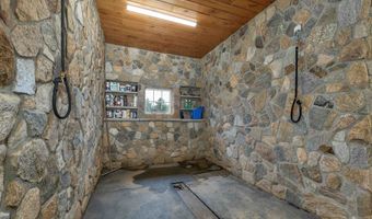 40 Dunbarton Center Rd, Bow, NH 03304