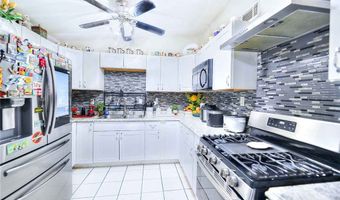 17 Princeton St, Las Vegas, NV 89107