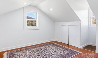 39 W Haven Dr, Arden, NC 28704