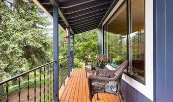1840 Crestview Dr, Ashland, OR 97520