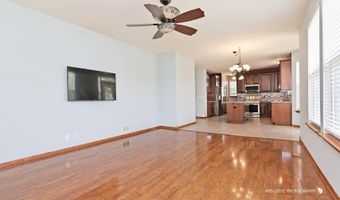 848 Timber Lake Dr, Antioch, IL 60002