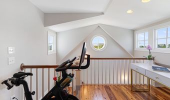 223 Sound Side Dr, Atlantic Beach, NC 28512