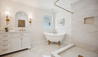 9813 MONTAUK Ave, Bethesda, MD 20817