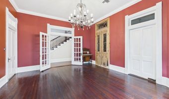 501 Fairview Ave, Abbeville, LA 70510