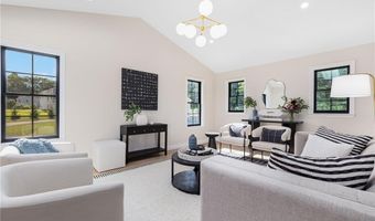 91 Carr Ln, Jamestown, RI 02835