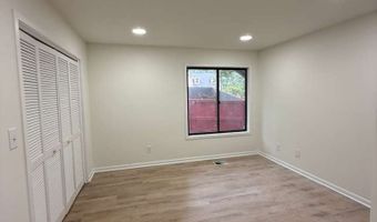 352 N Peak Dr, Alpharetta, GA 30022