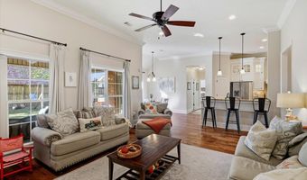 334 Gladeview Pl, Brandon, MS 39047
