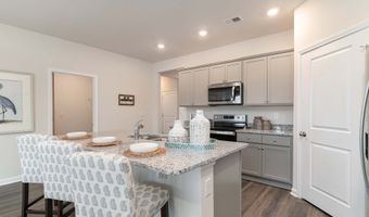 2072 MARIETTA Cir NW, Ash, NC 28420