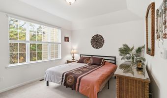 308 Hawthorne Ln, Barnegat, NJ 08005