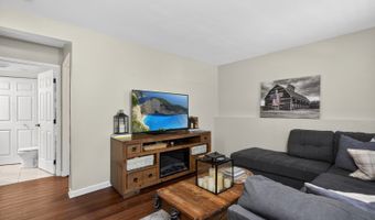 1000 Timberwood Ln, Algonquin, IL 60102