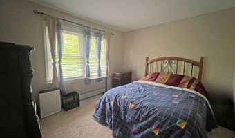 34 Lakeside Dr, Alloway, NJ 07461