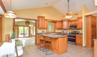 1221 Bridge Park Dr, Alton, IL 62002