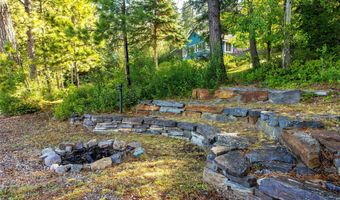 338 Flathead Lodge Rd, Bigfork, MT 59911